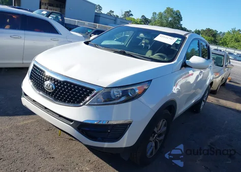 2016 Kia Sportage Lx z USA, uszkodzony, nr VIN KNDPB3AC5G7880178
